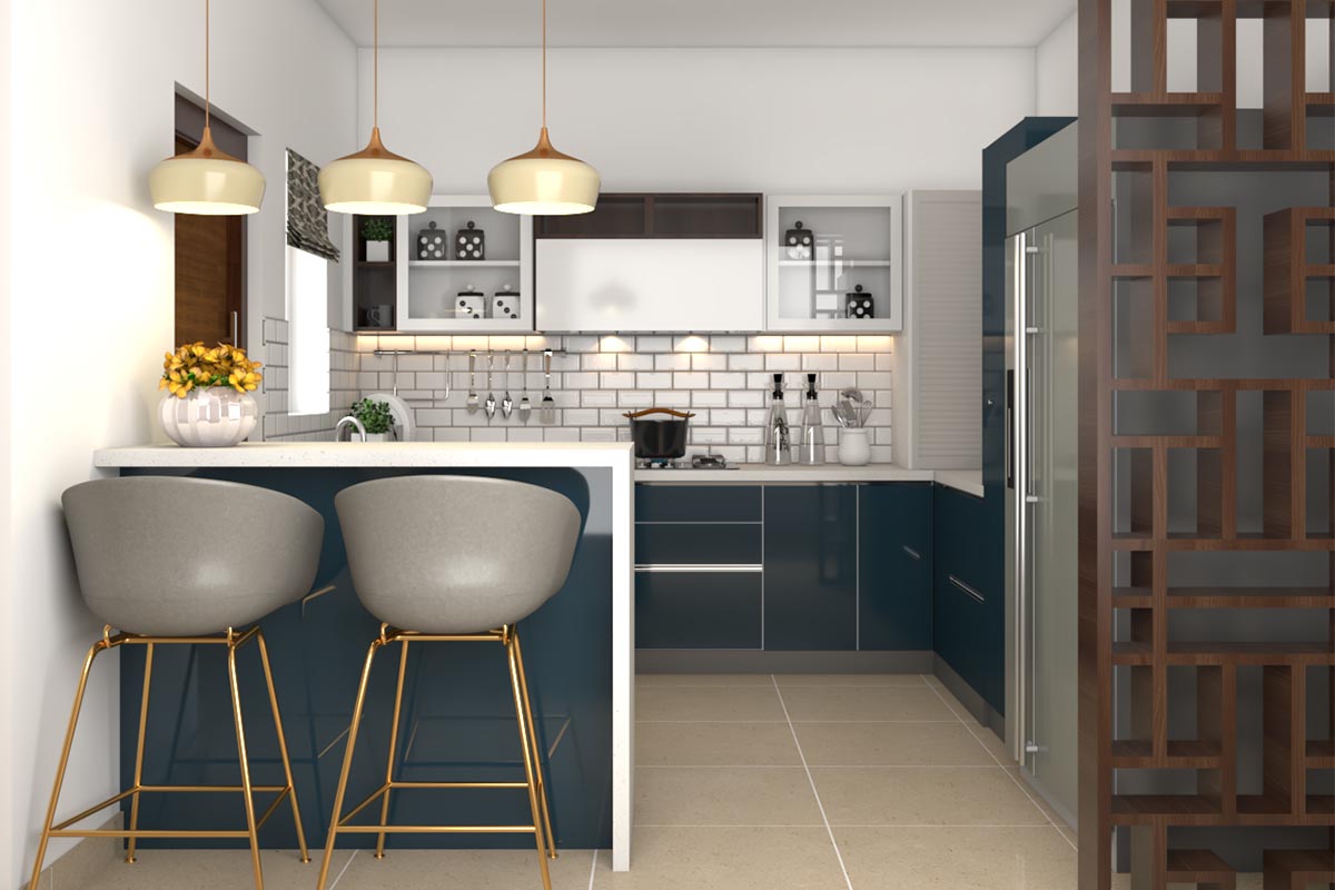 Kitchen with Breakfast Counter